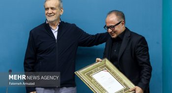 دکتر پزشکیان در مراسم تکریم و معارفه: دکتر دبیری و ظریف نیازی به مقام ندارند؛ از توانمندی‌های آن‌ها برای اعتلای کشور استفاده خواهد شد